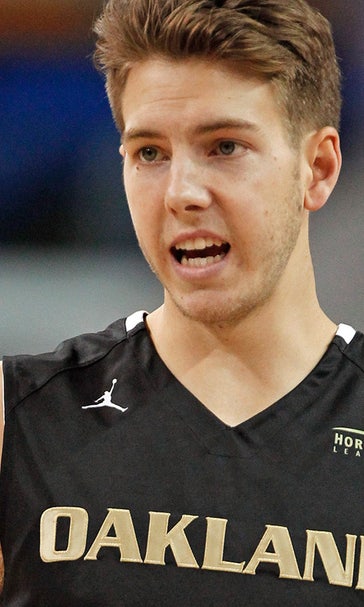 Oakland's Travis Bader breaks 3-point record